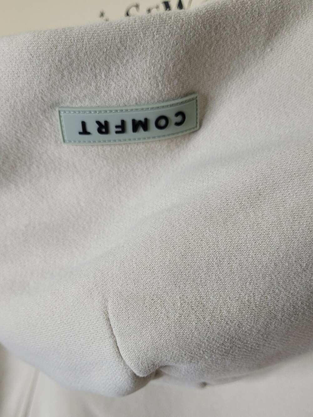 Comfrt Tranquil Hoodie In Cement Size M - Picture 8 of 10
